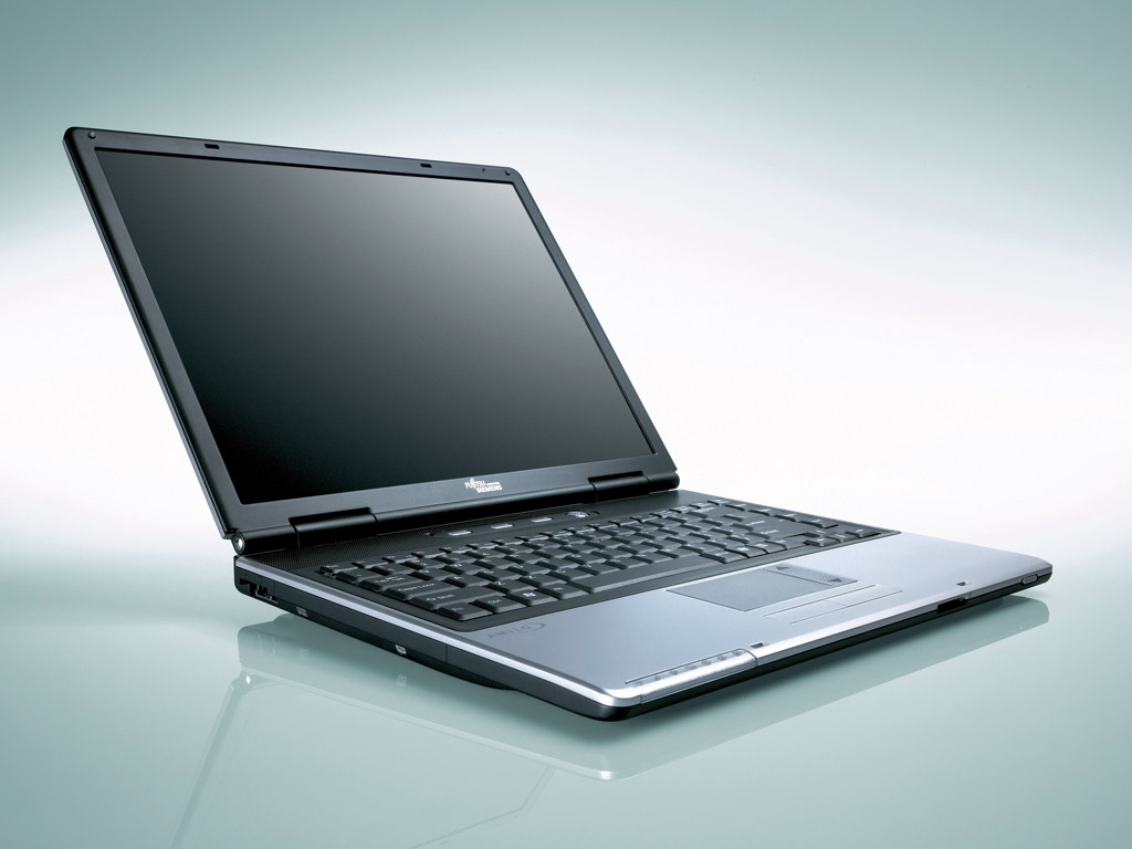Fujitsu AMILO A1650G