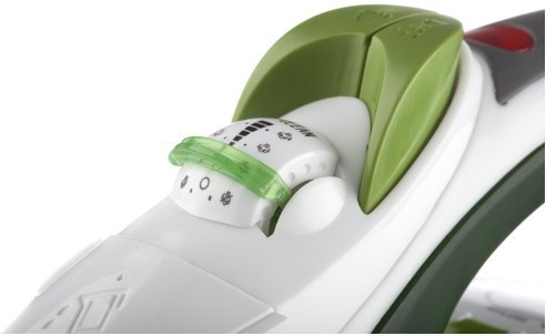 NGS Aloe Dry & Steam iron Ceramic soleplate – image 5