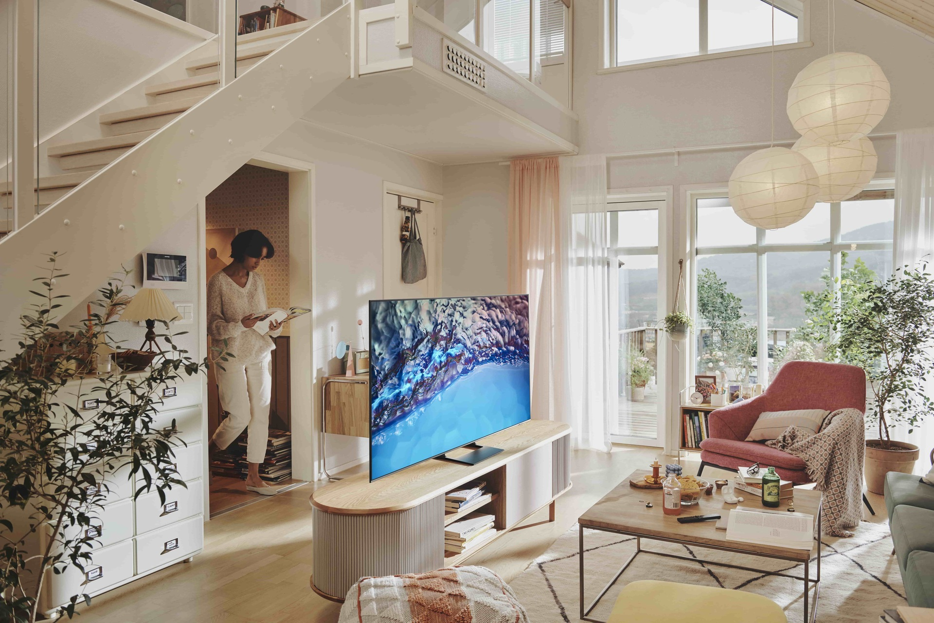 Samsung Series 8 UE75BU8000K – image 3