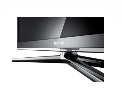Samsung Series 8 UE40C8000WP TV – image 4