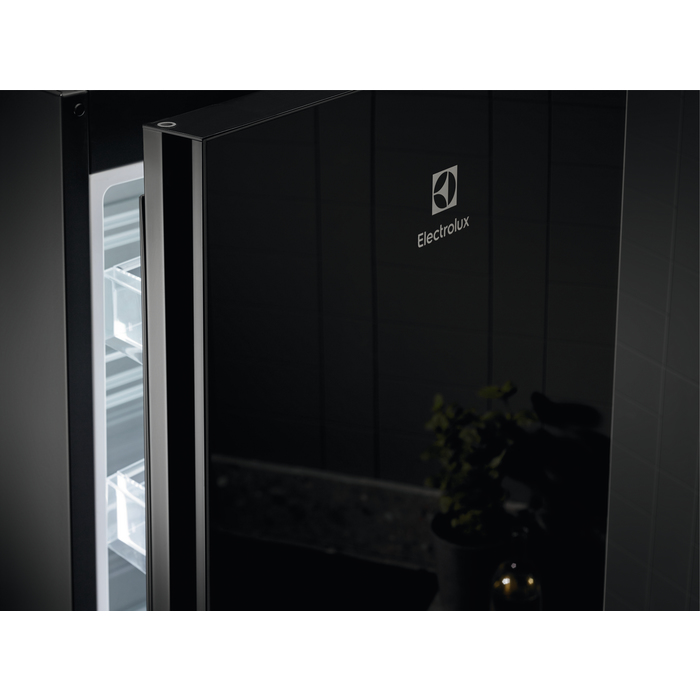 Electrolux LNT7ME36K2 Freestanding – image 8