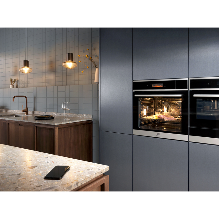Electrolux EOB7S31X 70 L 3500 W Black, Stainless steel – image 6