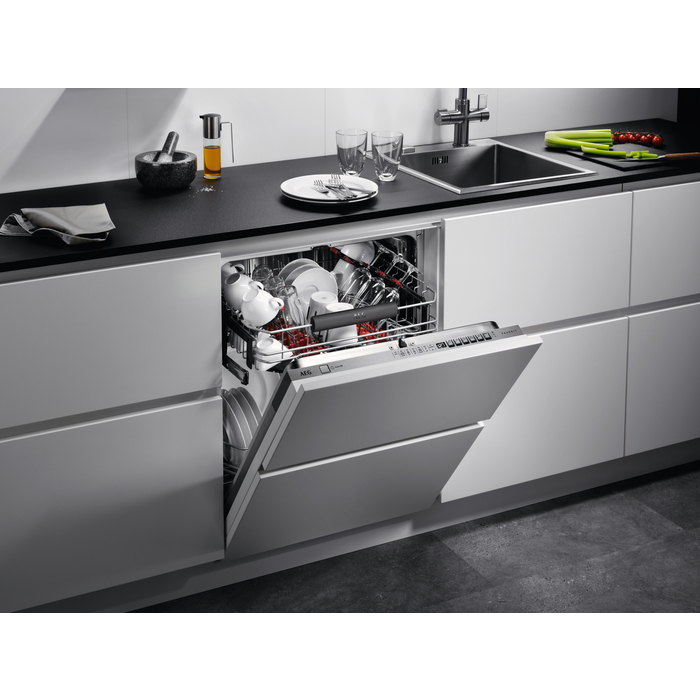 AEG FSE64606P Fully built-in 13 place settings – image 2