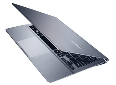Samsung 9 900X3D-A02ES Intel® Core™ i5 i5-2537M Laptop 33.8 cm (13.3") HD+ 4 GB DDR3-SDRAM 128 GB SSD Windows 8 Silver