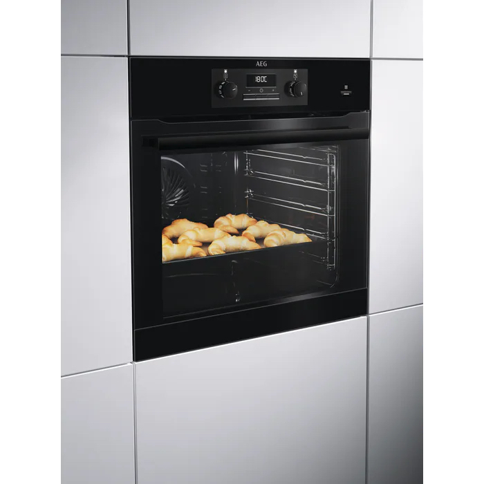 AEG BEB351110B oven – image 3