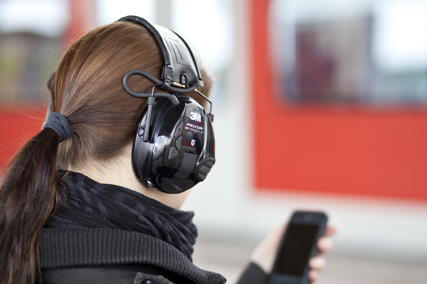 3M PELTOR WS Chrome Tactical Hearing-Protector with Bluetooth – image 2