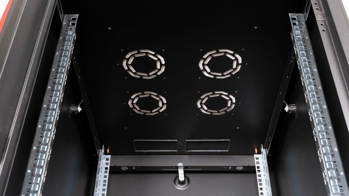 Equip Basic Flex 19' Cabinet, 32U – image 5