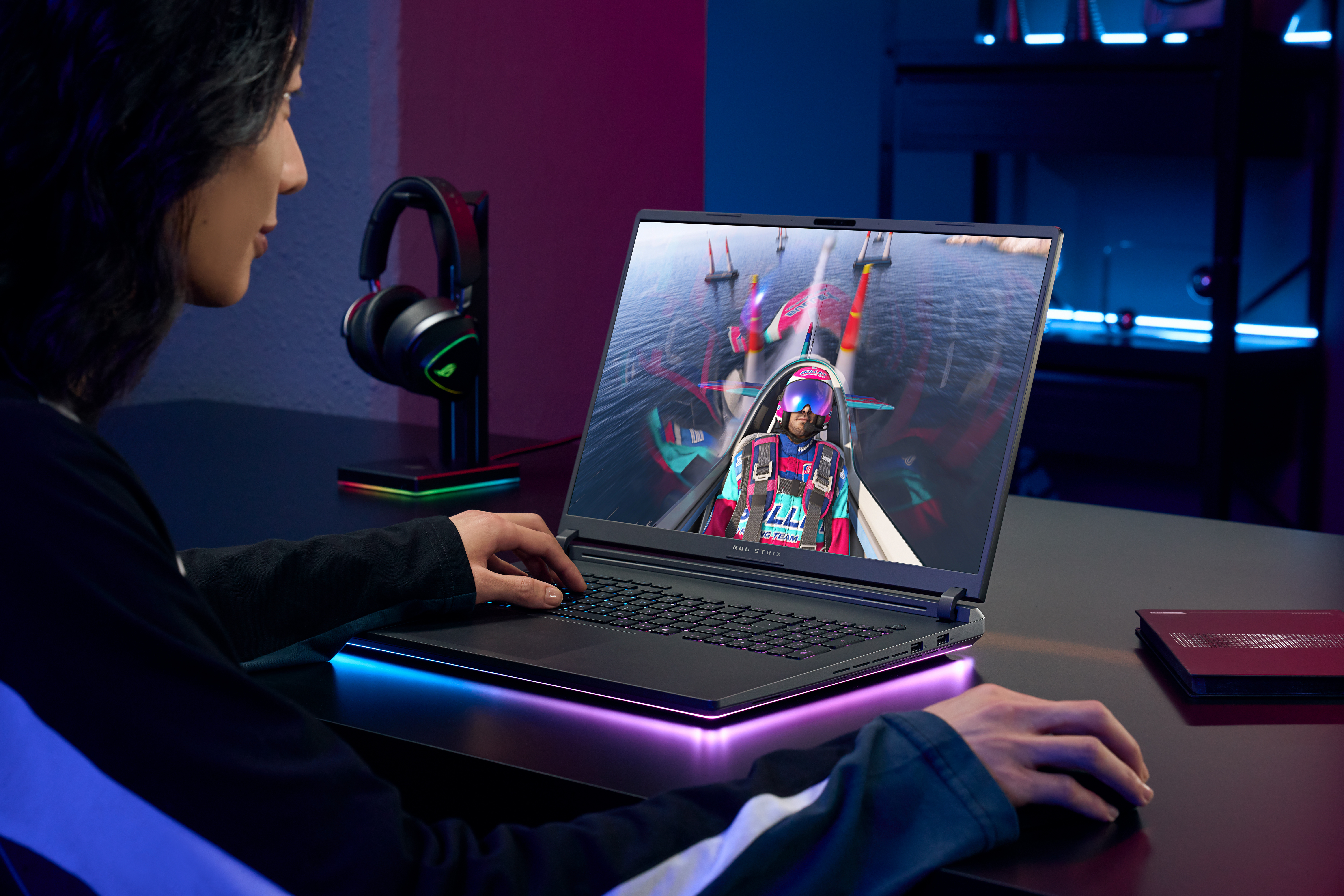 Portátil gaming - ASUS ROG Strix G18 G815LP-S9005W, 18 " WQXGA, Intel® Core™ Ultra 9 275HX, 32 GB RAM, 1 TB SSD, GeForce RTX™ 5070, Windows 11 - imagen 11
