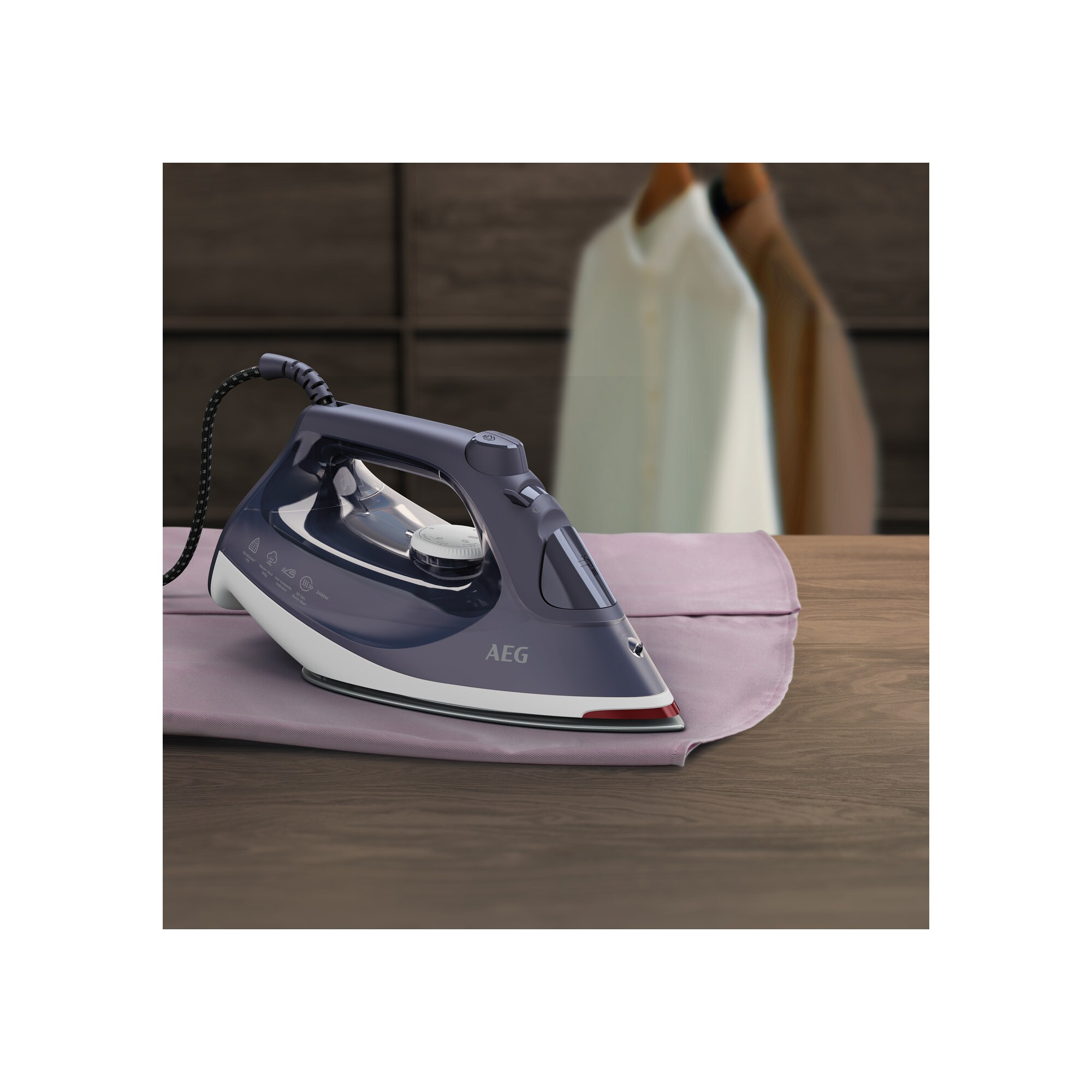 AEG SI6-1-2MN Steam iron Ceramic soleplate – image 4
