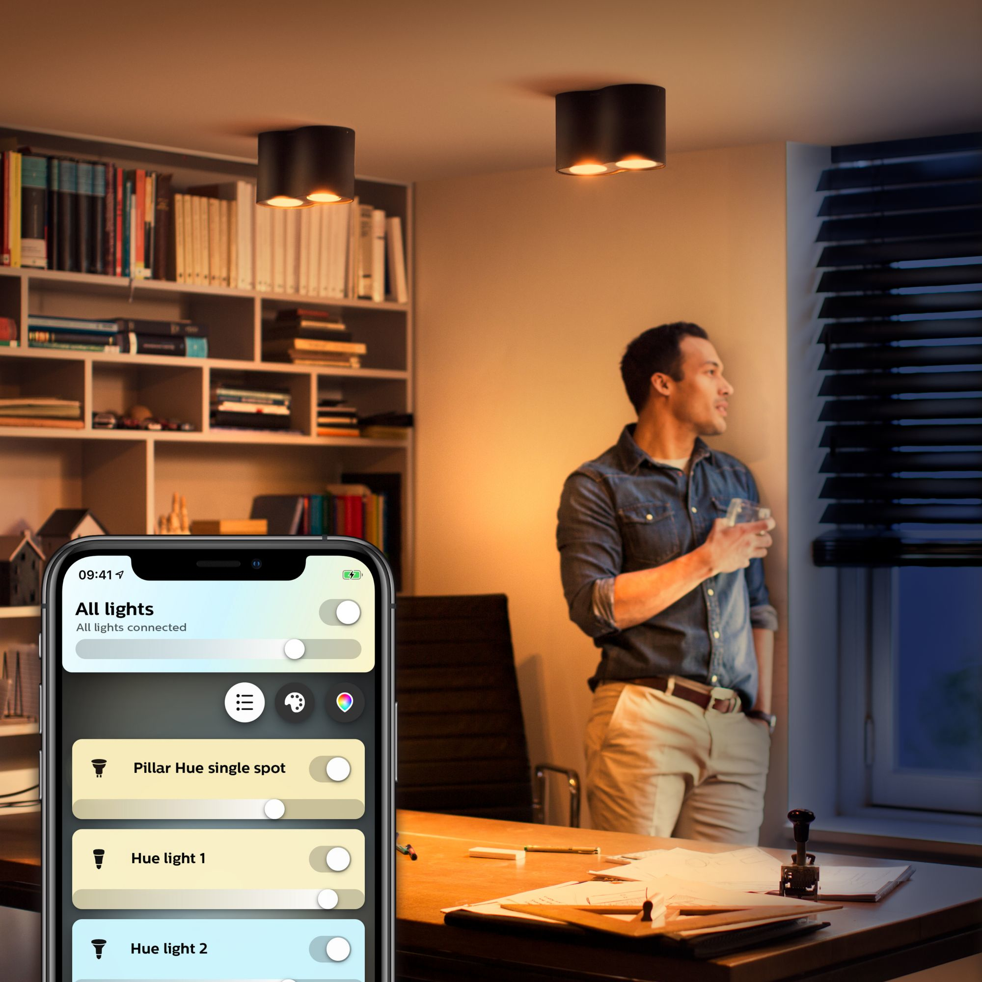 Philips by Signify Philips Hue White ambience Pillar double spotlight – image 7