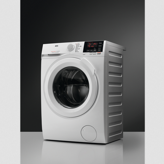 AEG L6FBR144G washing machine Front-load – image 4