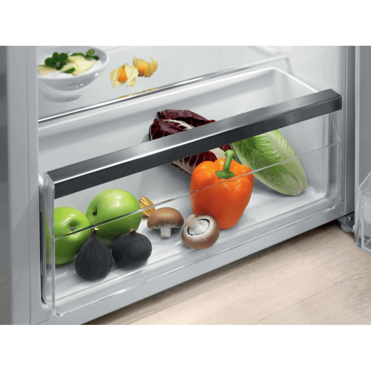 Electrolux LXB1AE13W0 fridge Freestanding – image 5