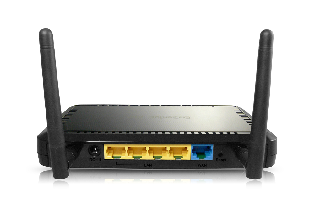 EnGenius EVR100 wireless router Gigabit Ethernet Black – image 2