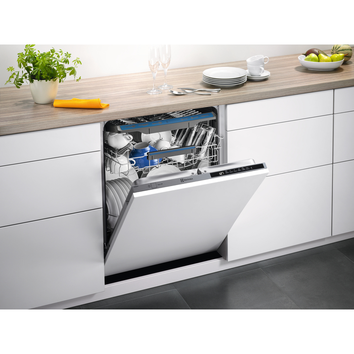 Electrolux EEM648310L Semi built-in 14 place settings – image 2