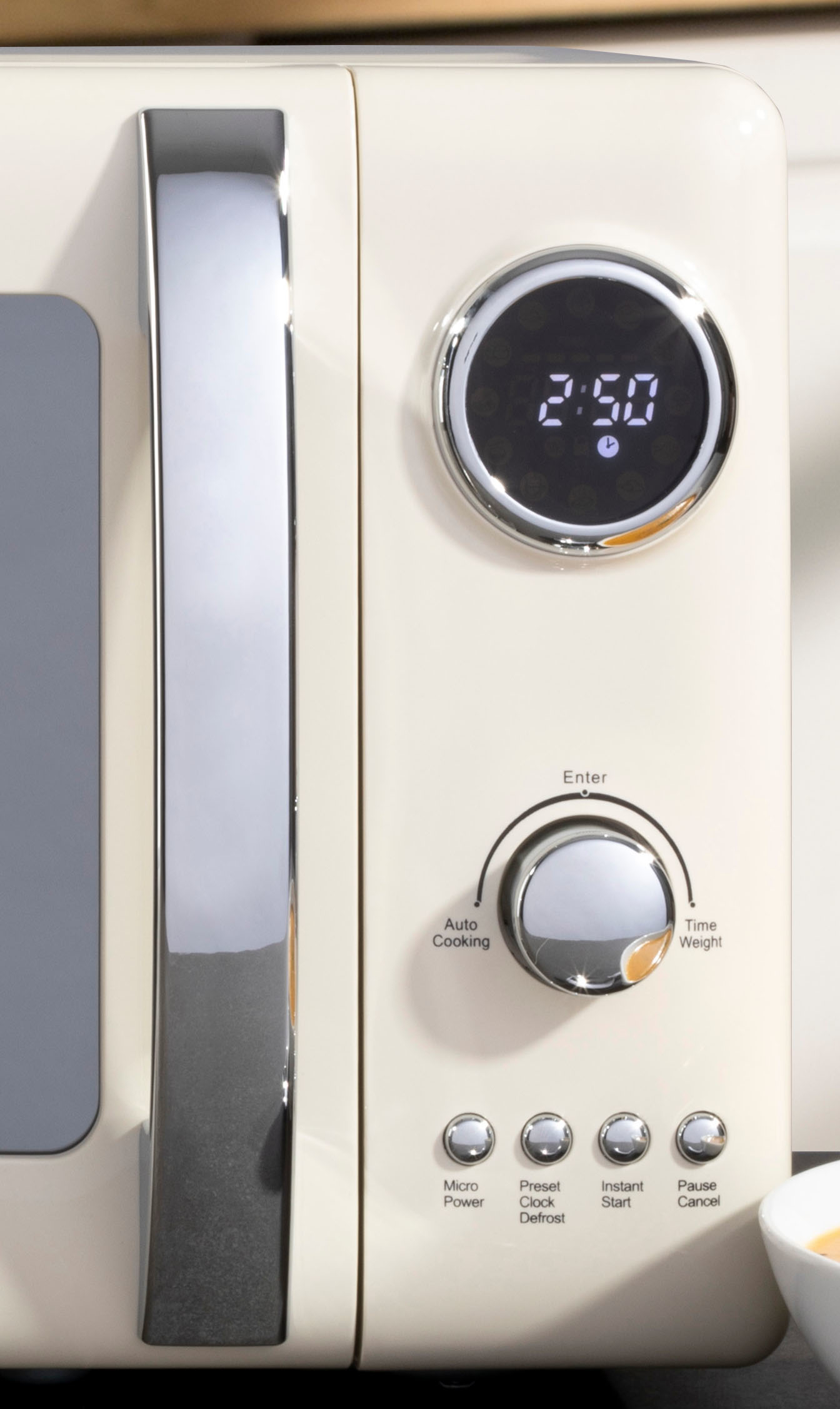 Daewoo SDA1654 microwave Cream Solo microwave – image 3