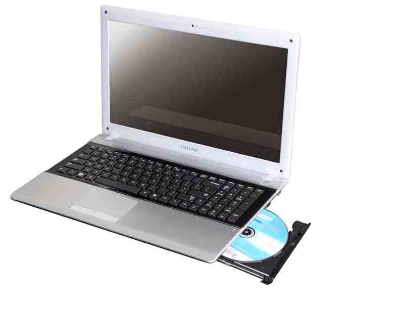 Samsung 9 NP-RV413I AMD E E-300 – image 2