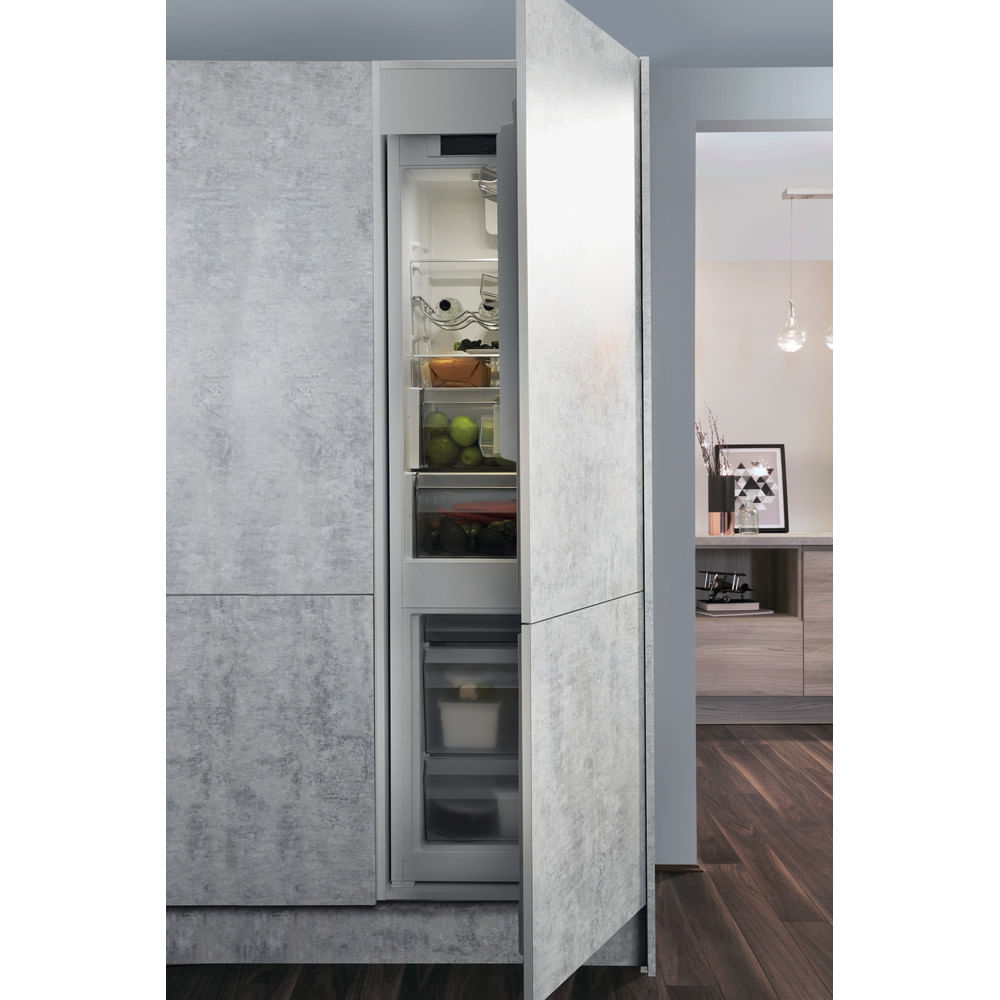 Hotpoint HM 7030 E C AA O3.1 – image 3