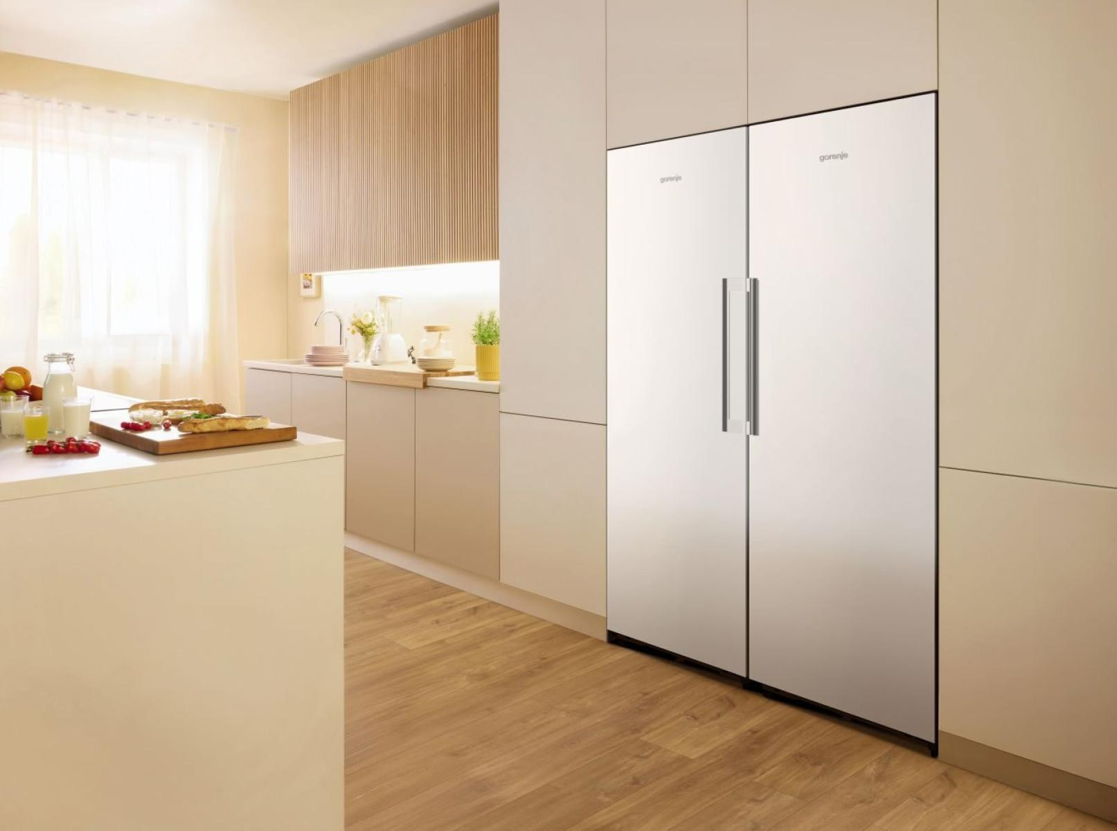 Gorenje Fristående frysskåp med KitchenFit design som ger ett integrerat utseende utan att kompromissa med utrymmet. Metal Tech Cooling och Multiflow 360° säker – image 8