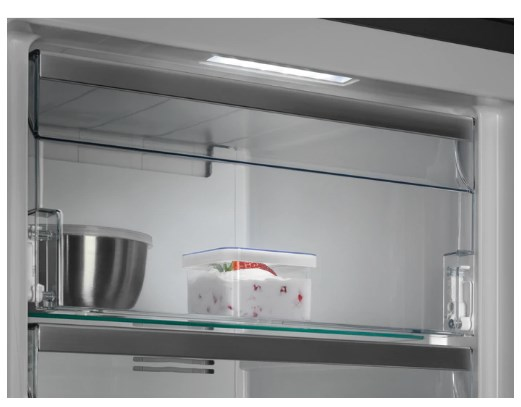 AEG AGB728E6NW Upright freezer Freestanding – image 3