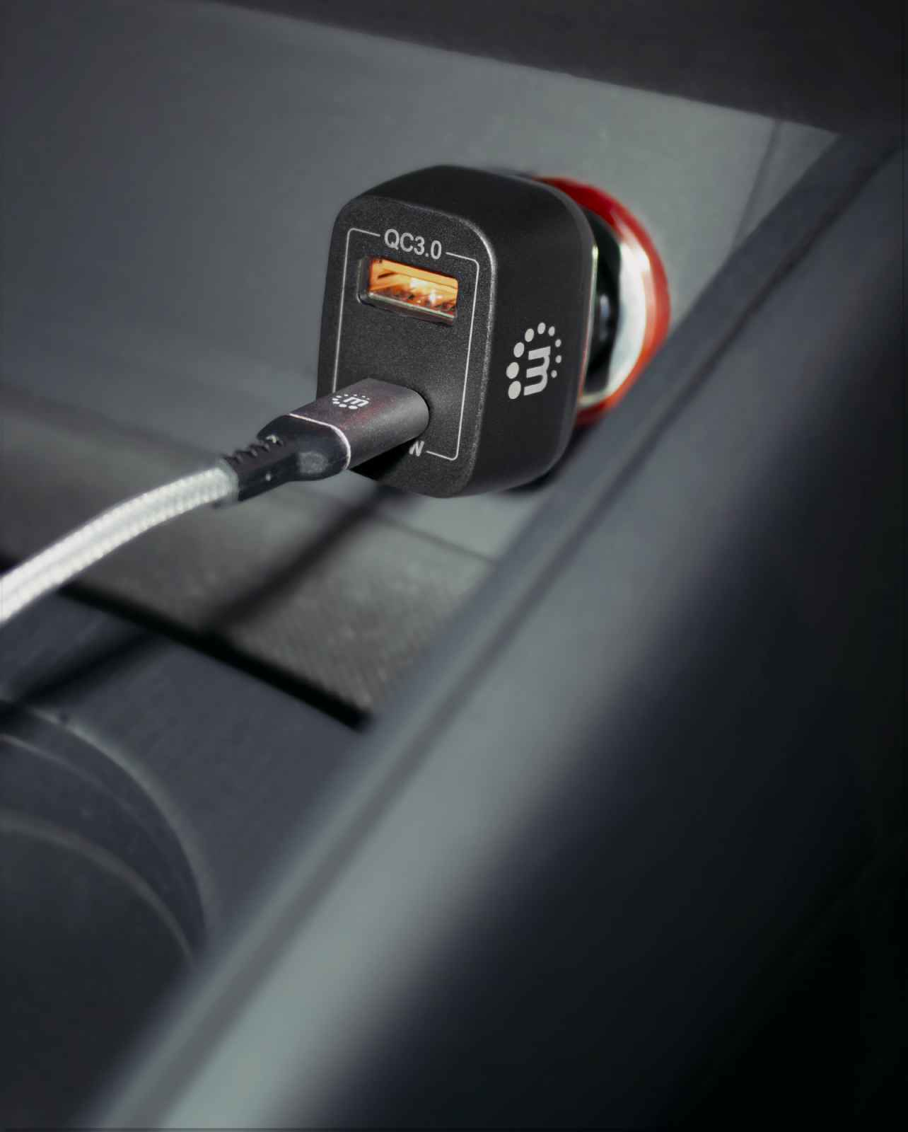 Manhattan Car/Auto Charger, USB-C & USB-A Outputs, USB-C Power Delivery up to – image 5
