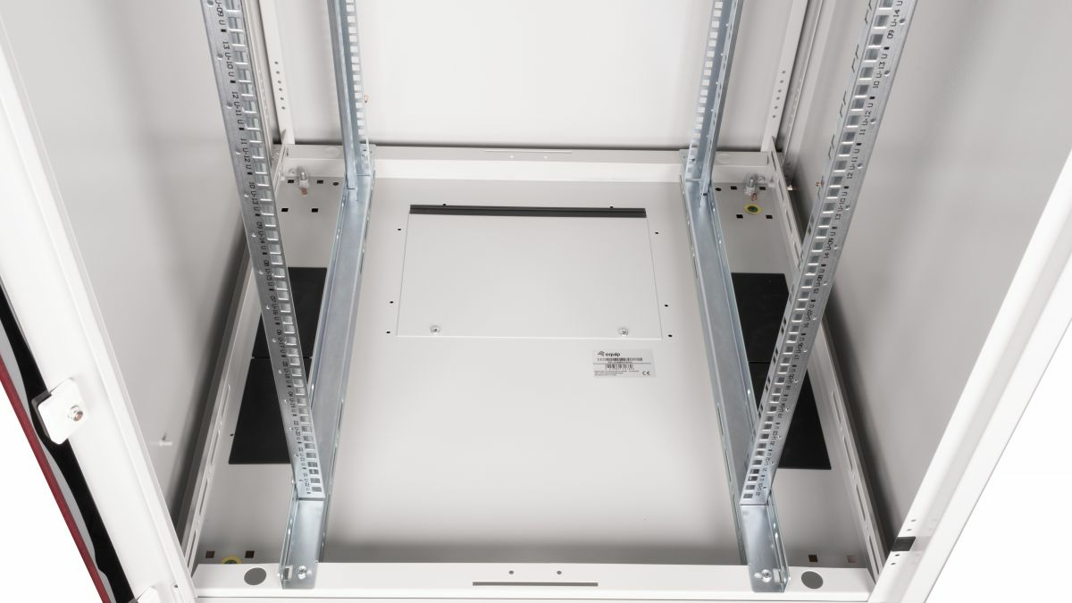 Equip Basic Flex 19' Cabinet, 22U – image 6
