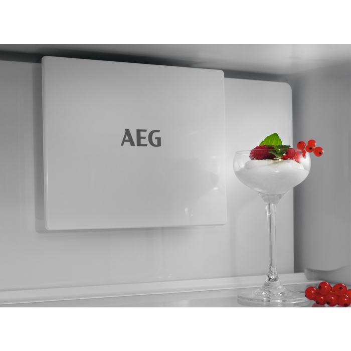 Electrolux SCE818E7MF Built-in – image 3