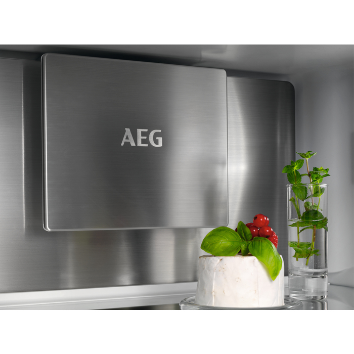 AEG Series 8000 TSC8M181CC Built-in – image 5