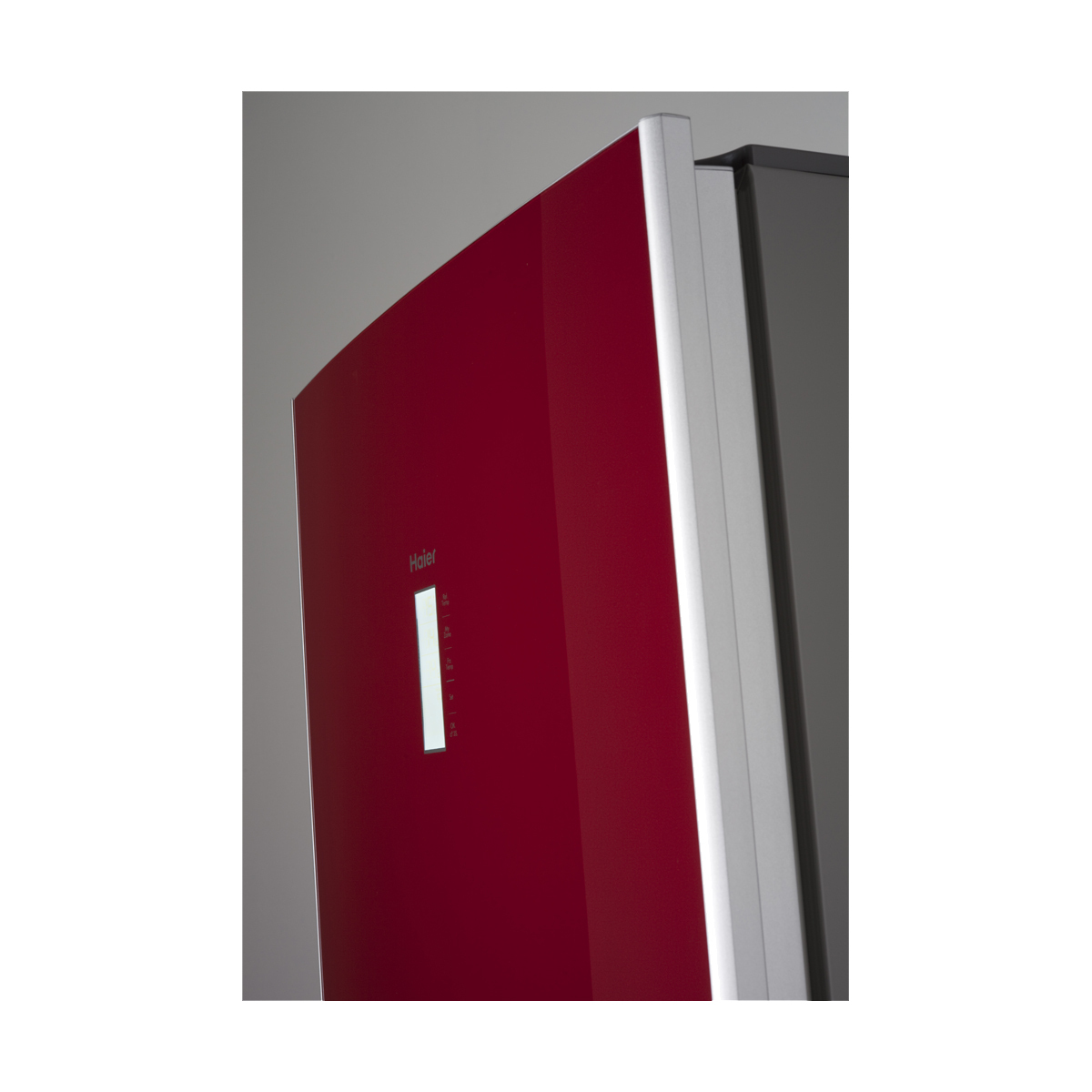 Haier AFD626TGR fridge-freezer Freestanding – image 4