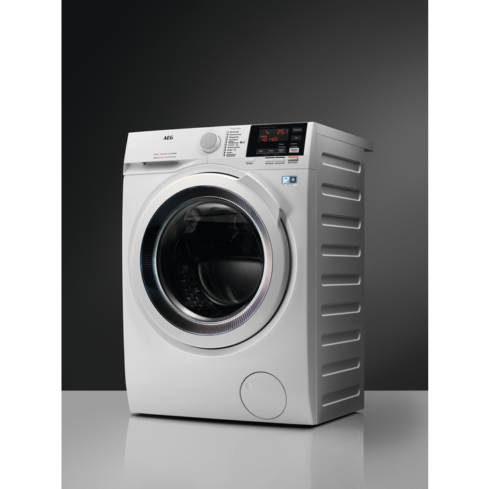 AEG L7WBG846W washer dryer Freestanding Front-load White – image 3