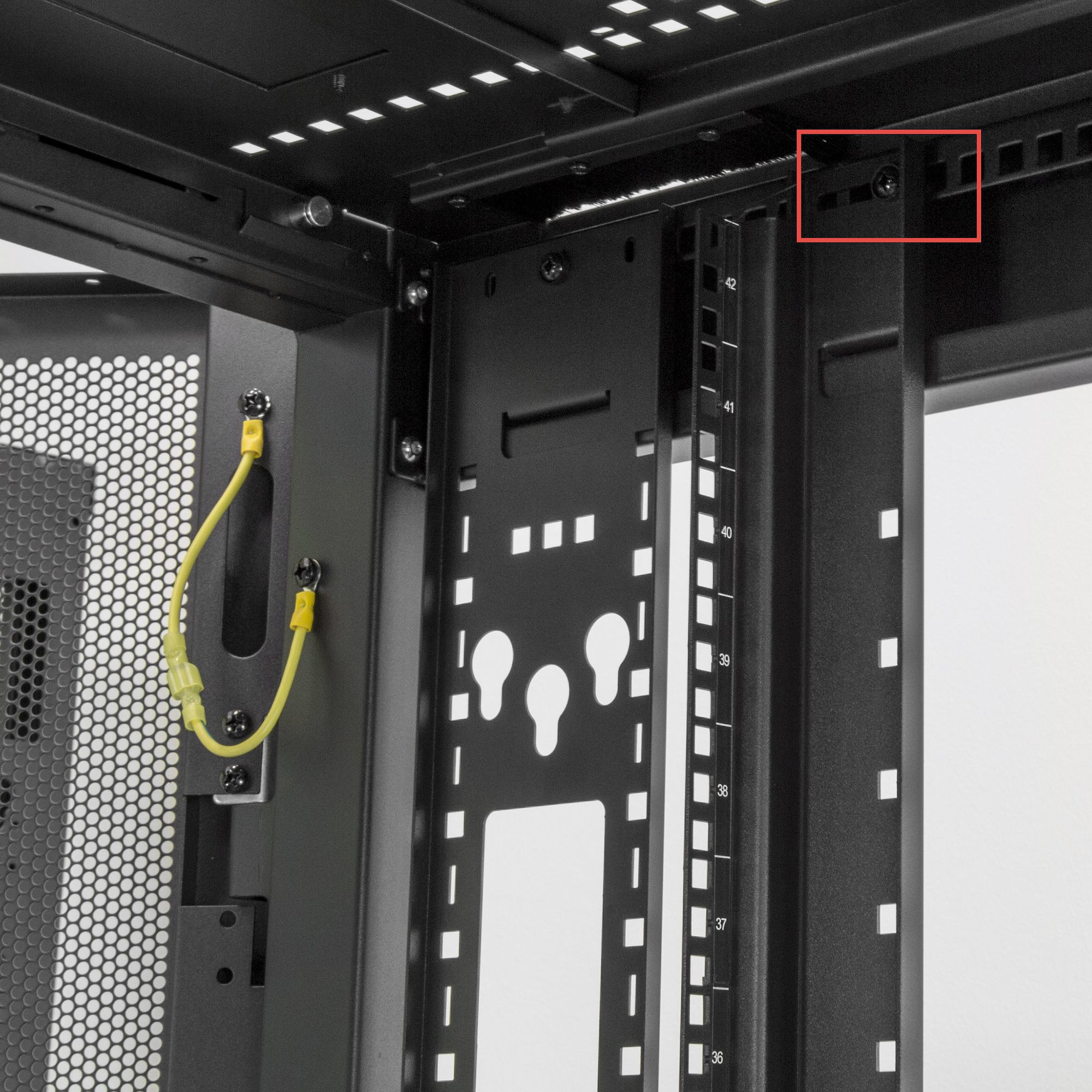 StarTech.com 25U Enterprise-Grade Server Rack Cabinet Kit – image 8