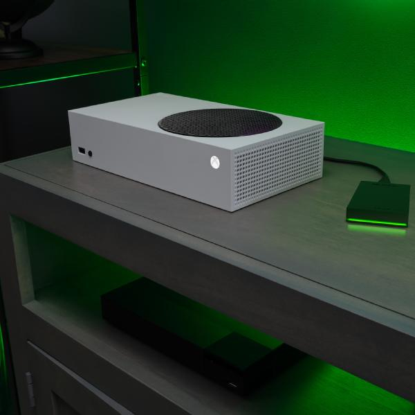 Seagate STLD1000400 external solid state drive – image 5