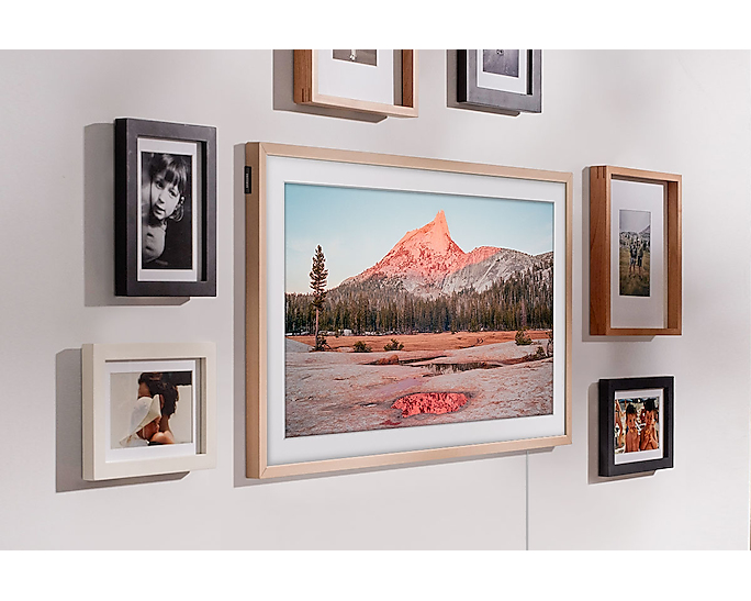 Samsung The Frame QE32LS03BBUXXH TV – image 5