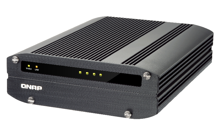 QNAP IS-400 PRO – image 3
