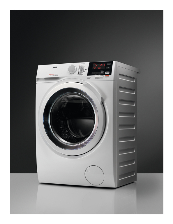 AEG Series 7000 L7WBA60680 washer dryer Freestanding Front-load White – image 2