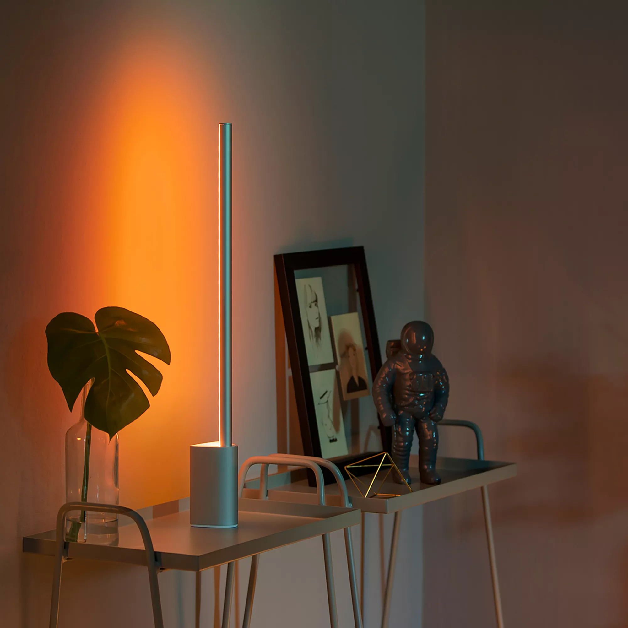 Philips by Signify Philips Hue White and colour ambience 4080148U9 Smart table lamp Bluetooth/Zigbee – image 4