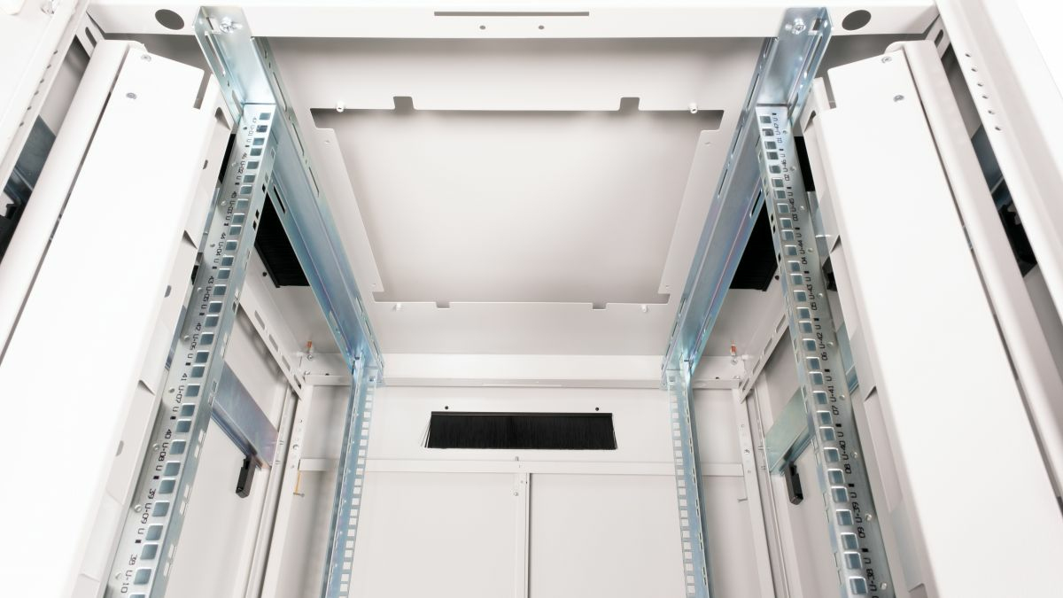 Equip Dynamic Flex 19' Cabinet, 47U – image 6