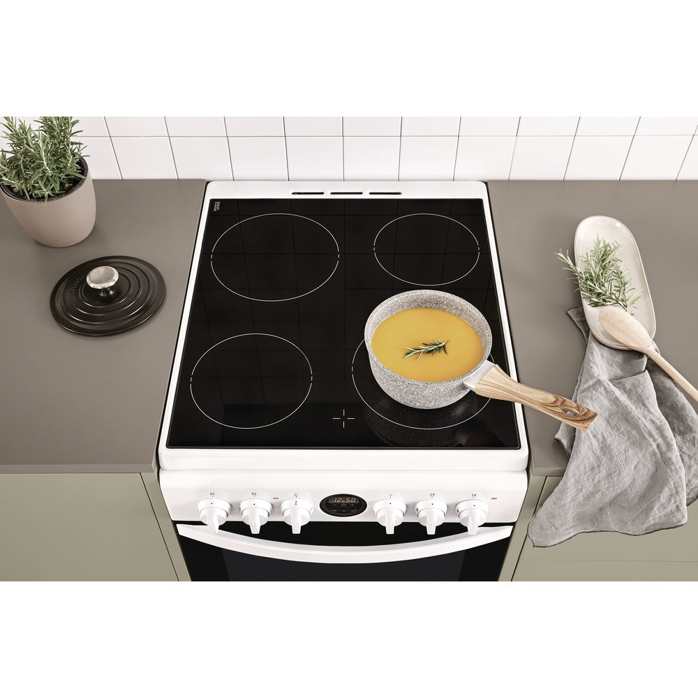 Indesit IS5V5CCW/E cooker Freestanding cooker Electric Ceramic hob White – image 2