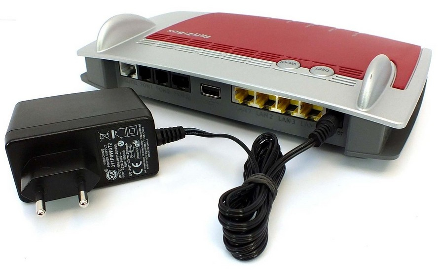FRITZ! 311P0W072 power adapter/inverter Indoor – image 2