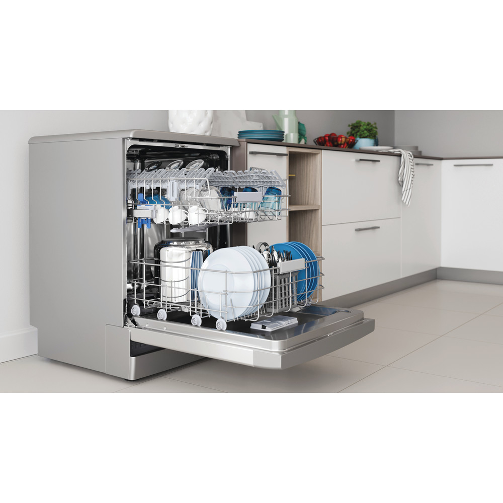 Indesit DFC 2C24 A X – image 9
