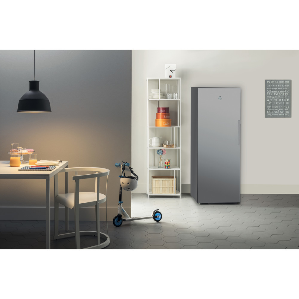 Indesit UI4 1 S UK.1.1 – image 3