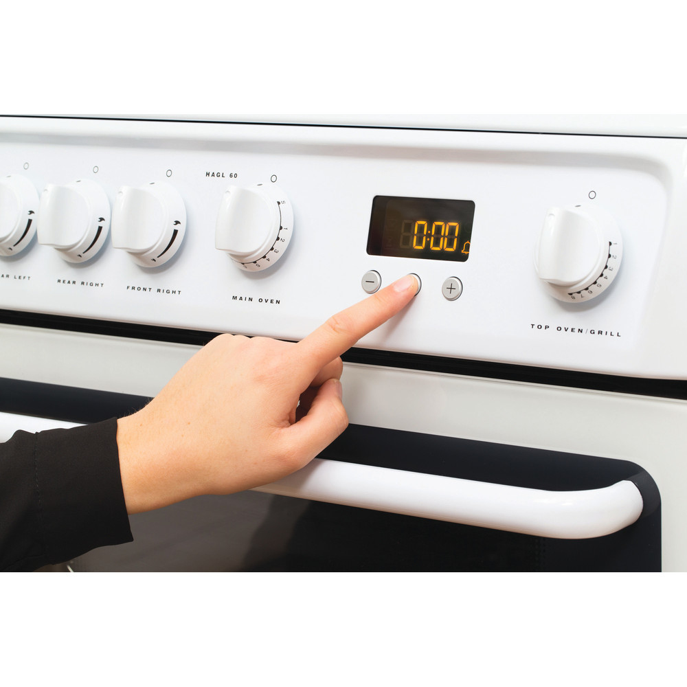 Hotpoint HAGL60P cooker Freestanding cooker Gas White – image 2