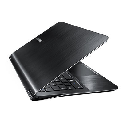 Samsung 9 900X3A-B02IT Intel® Core™ i5 i5-2467M 33.8 cm (13.3") 4 GB DDR3-SDRAM 128 GB SSD Windows 7 Professional Black – image 2