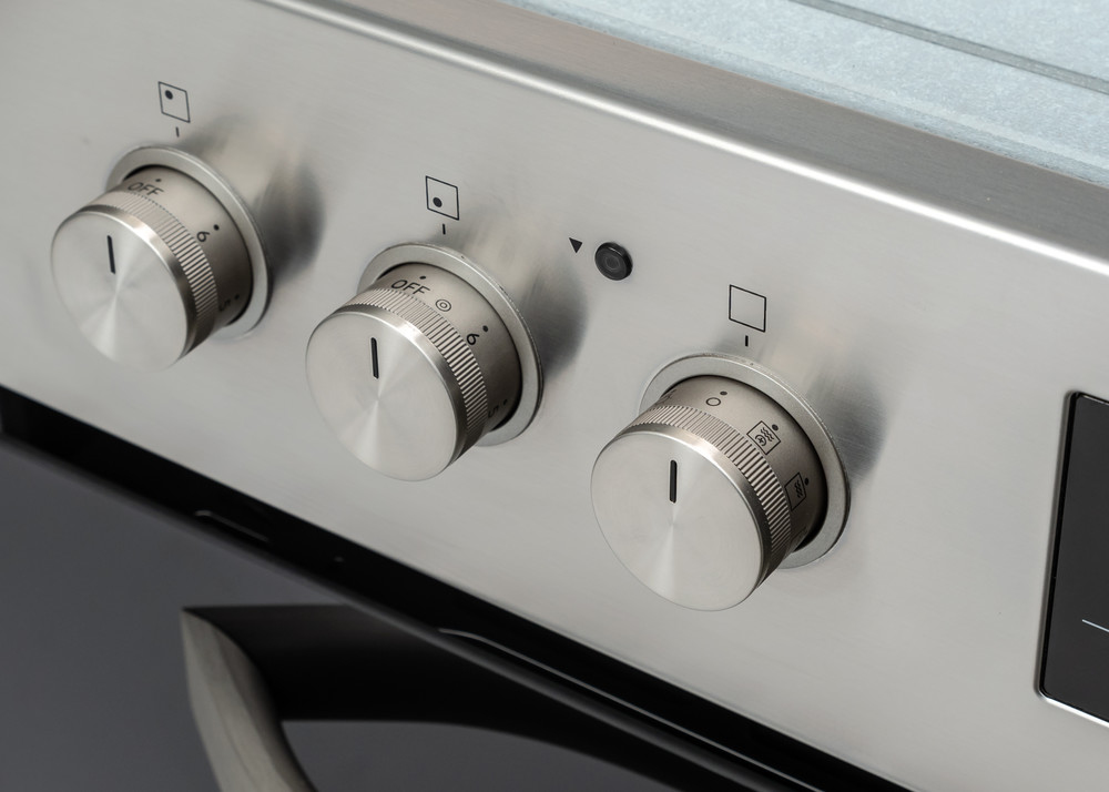 Samsung F-NB69R3300RS cooking appliance set Zone induction hob Electric – image 4