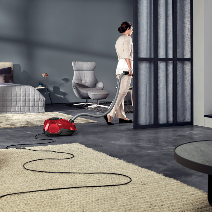 AEG VX7-1-WR-P 3.5 L Cylinder vacuum Dry 700 W Dust bag – image 4