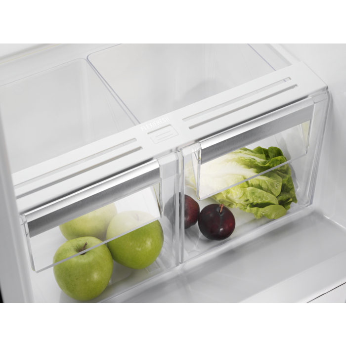 Electrolux ENN2851AOW fridge-freezer Built-in – image 3