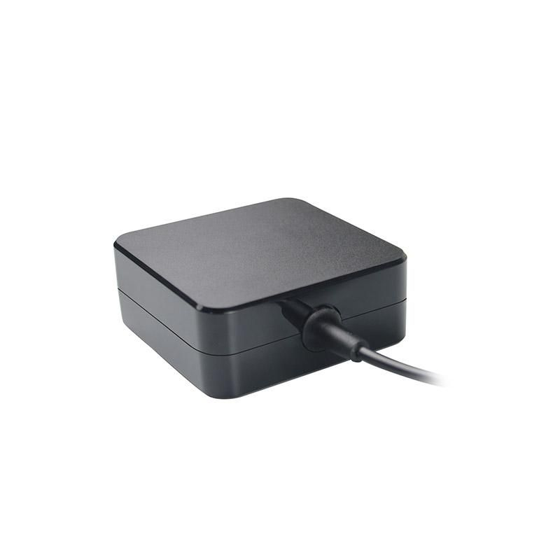 CoreParts MSPT2014 power adapter/inverter Indoor – image 3
