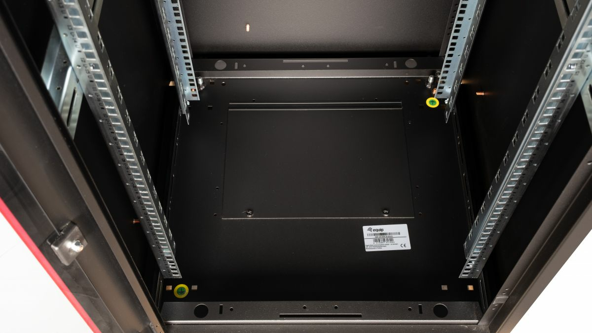 Equip Basic Flex 19' Cabinet, 26U – image 4