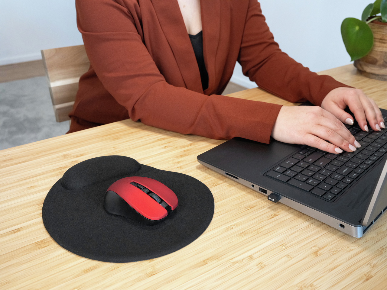 Trust 21871 mouse Office Ambidextrous RF Wireless Optical 1800 DPI – image 8