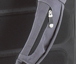 Targus 15" Monogram Sling – image 6