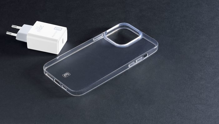 Cellularline Starter Kit- iPhone 14 Pro Accessory kit for charging and protecting iPhones – image 3